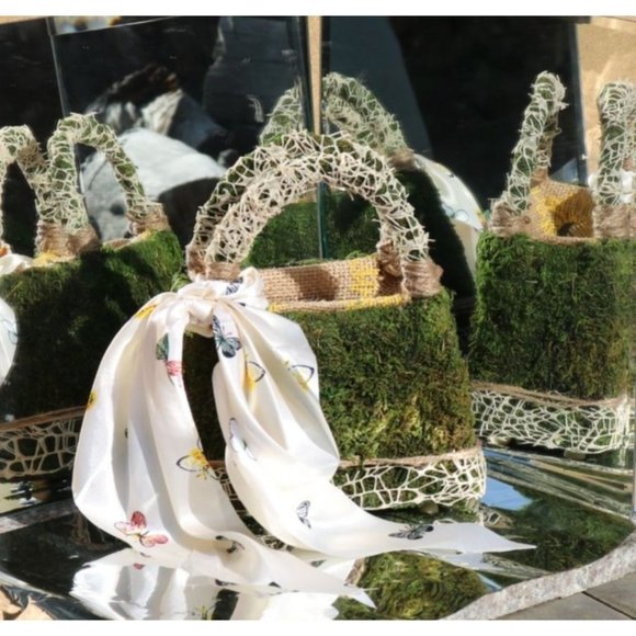 Handmade Moss Purse | Fully Lined | Functional | Spring Moss Bag | Easter Basket - Picture 1 of 15